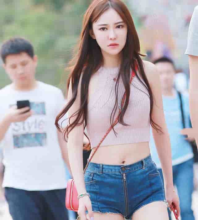 40女人内衣为什么靠下带(为什么女人穿成套内衣是有问题)